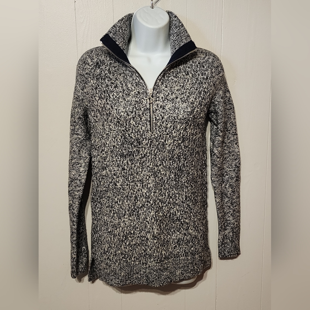 Tommyâ Hilfiger Sweater XS 1/2 Zip Pullover Gray Soft Casual Classic B164